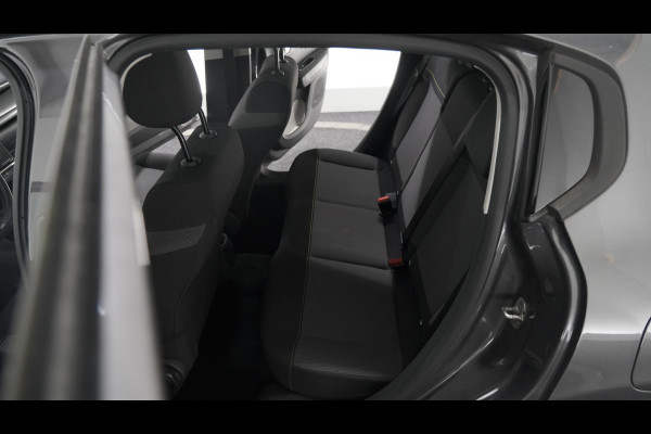 Citroën C3 PureTech 82 Shine | Panoramadak | Navigatie | Parkeersensoren