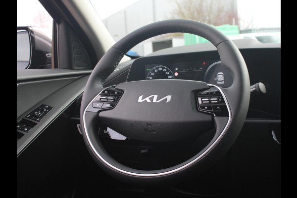 Kia Niro EV DynamicPlusLine 64.8 kWh | Schuif-/kanteldak | Stoel-/stuurverwarming | Keyless | Navi | Clima | LED