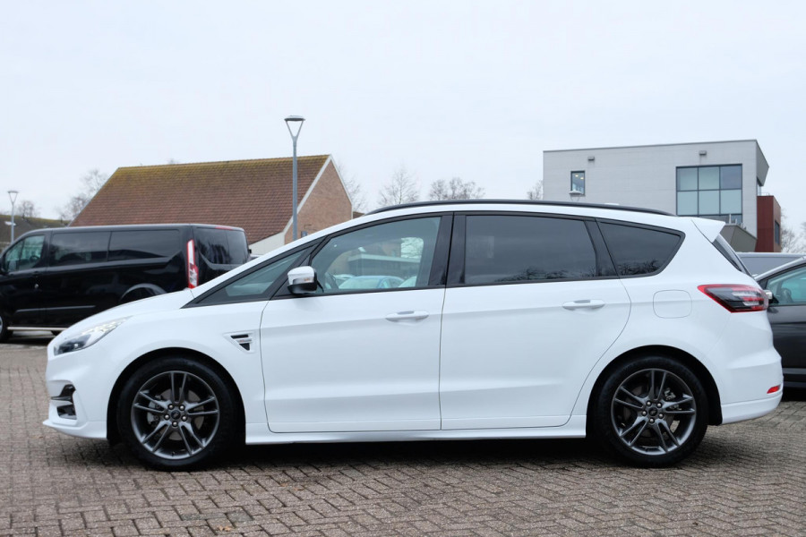 Ford S-Max 2.5 Hybrid ST-Line 190pk | Adaptieve Cruise | 2023 | Full LED | Afneembare Trekhaak 1.750kg Trekgewicht | Verlengde fabrieksgarantie tot 02-2027