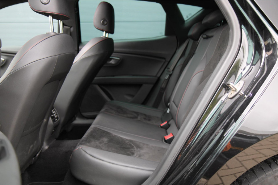 Seat Leon 1.4 EcoTSI FR Business Intense/PANO/KEYLESS/LANE ASSIST/TRKEHAAK/NAP
