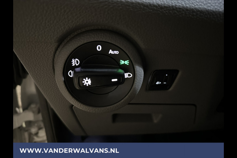 Volkswagen Transporter 2.0 TDI L2H1 Fabrieksgarantie Euro6 Airco | Navigatie | Cruisecontrol | Trekhaak | Camera Parkeersensoren, Apple Carplay