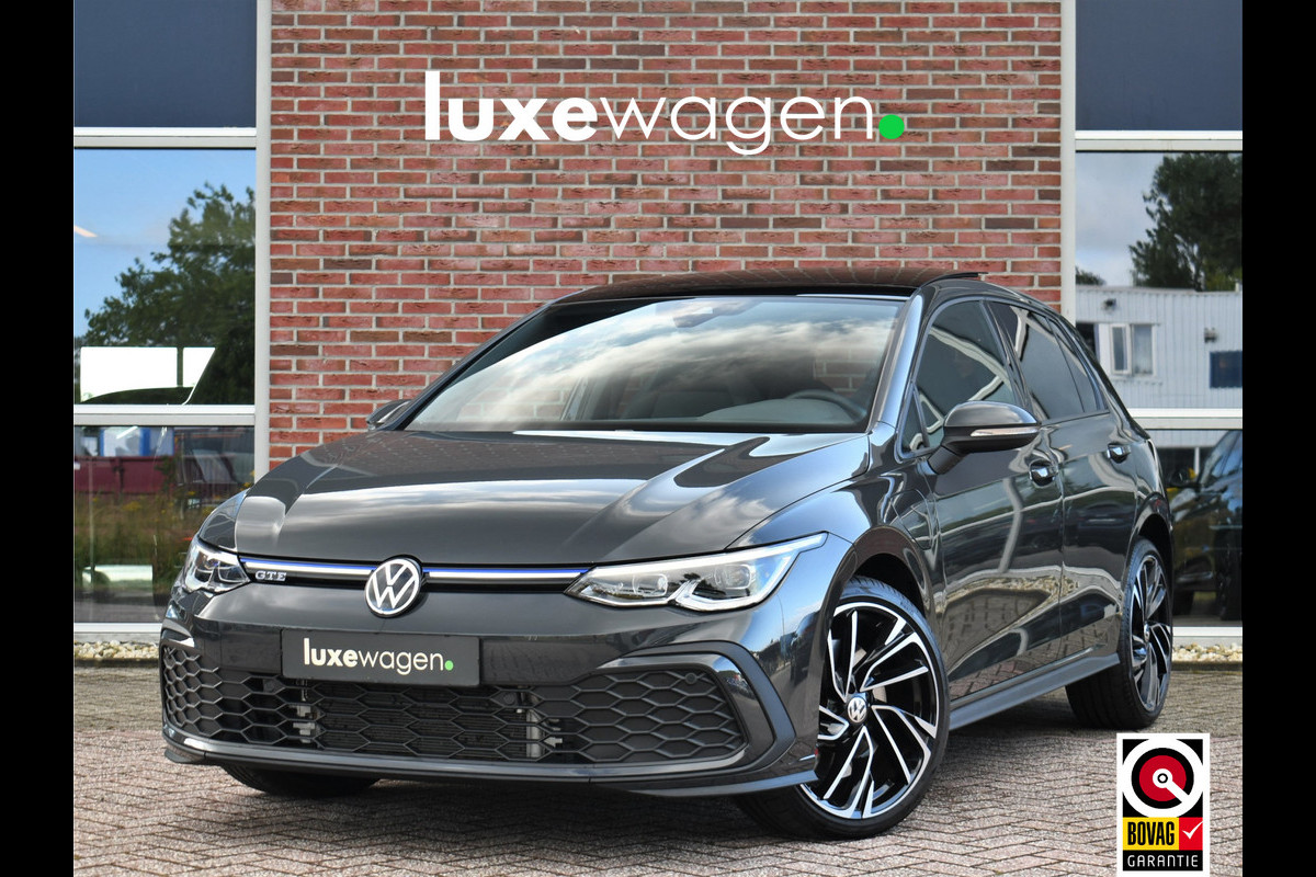 Volkswagen Golf GTE 1.4 eHybrid 245pk Pano ACC 19" Standk DDC 4xStoelverw Stuurverw