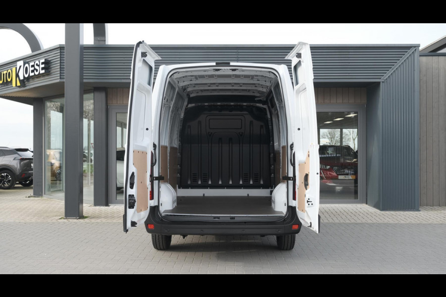 Renault Master T35 2.3 dCi 150 L2H2 Comfort | Eind September Leverbaar | Navigatie | Parkeersensoren | Airco | Cruise Control | Vloerplaat In Laadruimte