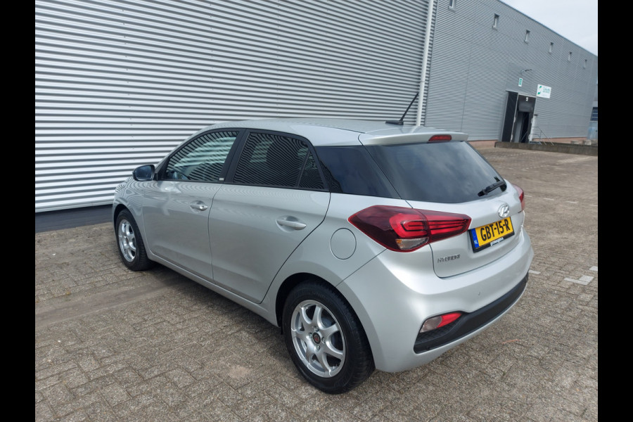 Hyundai i20 1.0 T-GDI Premium,AUTOMAAT,,Cruisecontrol,Lane assist,Audio/Bluetooth/Camera/Carplay/Navigatie,lm velgen,