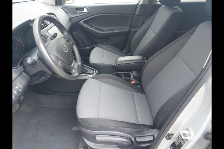 Hyundai i20 1.0 T-GDI Premium,AUTOMAAT,,Cruisecontrol,Lane assist,Audio/Bluetooth/Camera/Carplay/Navigatie,lm velgen,