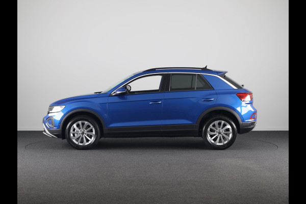 Volkswagen T-Roc Life Edition 1.0 85 kW / 115 pk TSI SUV 6 versn. H and