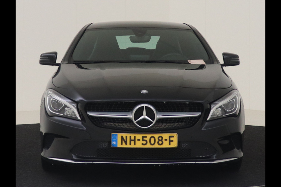 Mercedes-Benz CLA-Klasse 180 Lease Edition Plus AUTOMAAT NAVIGATIE LM VELGEN SPORTSTOELEN