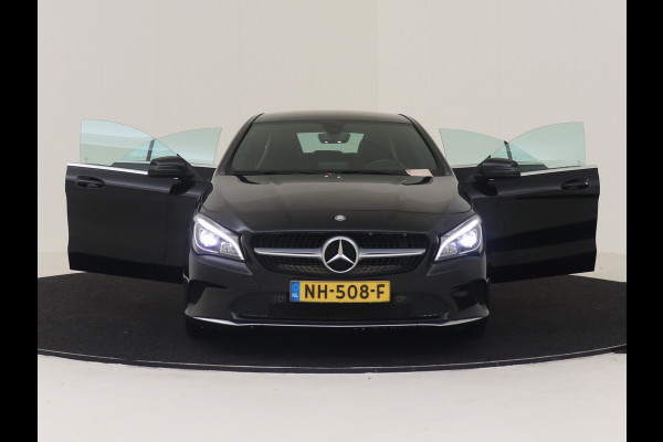 Mercedes-Benz CLA-Klasse 180 Lease Edition Plus AUTOMAAT NAVIGATIE LM VELGEN SPORTSTOELEN