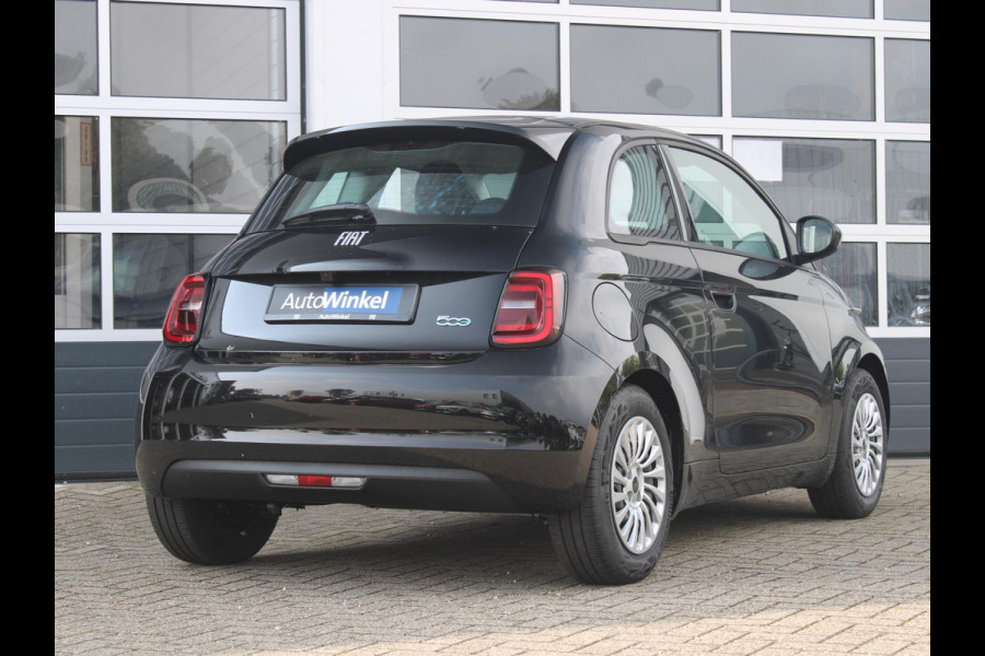 Fiat 500E 42 kWh | Camera | Keyless | PDC | BSM | Clima | Cruise | Apple Carplay | Subsidie € 2.000,- *