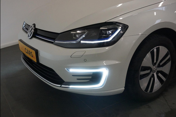 Volkswagen e-Golf e-Golf € 2000 Subsidie mogelijk!  | Navigatie | Climate Control | Warmtepomp | Parkeersensoren V+A | Privacy Glass |