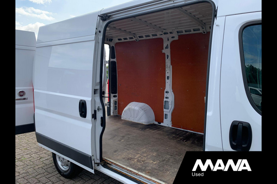 Fiat Ducato 30 2.3 130PK MultiJet L2H2 Airco Cruise Navi Camera Bluetooth Trekhaak Bijrijdersbank Laadruimtebekleding ComfortStoel