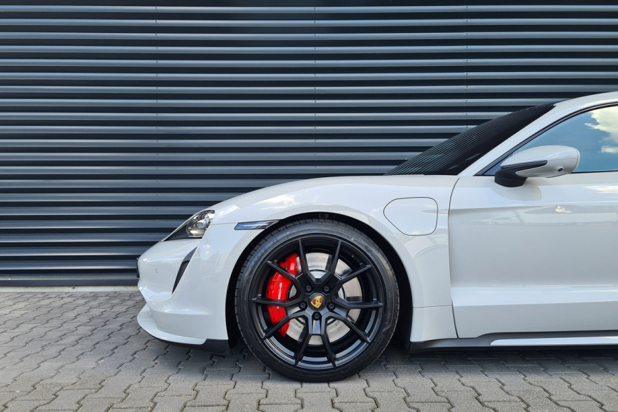 Porsche Taycan Turbo Sport Turismo - Krijt - Display - Sport Sound