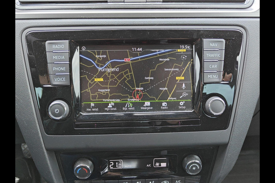 Škoda Rapid Spaceback 1.4 TSI Greentech JOY | automaat | navigatie | airco | cruise control | parkeersensoren