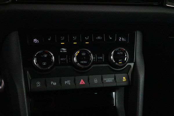 Škoda Kodiaq 1.4 TSI ACT Style Business 7p. Automaat (NAVIGATIE, CLIMA, ADAPTIVE CRUISE, ELEKT. UITKLAPBARE TREKHAAK, CAMERA)