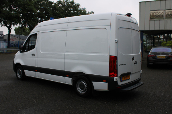 Mercedes-Benz Sprinter 316 CDI L2H2 MBUX met navigatie en camera, Geveerde stoel