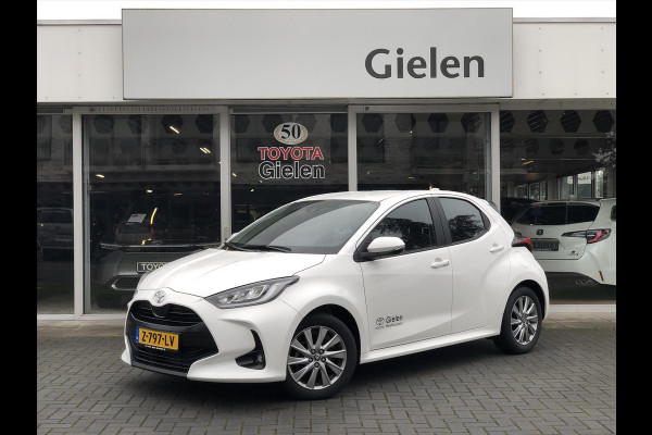 Toyota Yaris 1.5 VVT-i Dynamic Plus | Apple CarPlay/Android auto, Stoel + Stuurverwarming, Lichtsensor, Regensensor, Lichtmetalen velgen