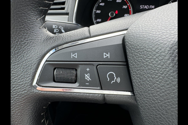 Seat Ibiza 1.0 TSI Style Business Intense 115pk Automaat | Adaptieve Cruise control | Navigatie | Achteruitrijcamera | Apple Carplay | 5 deurs