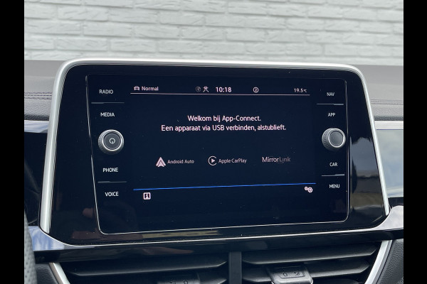 Volkswagen T-Roc 1.5 TSI R-Line Business | CarPlay | Camera | LED | ACC | DAB+ | Dodehoek