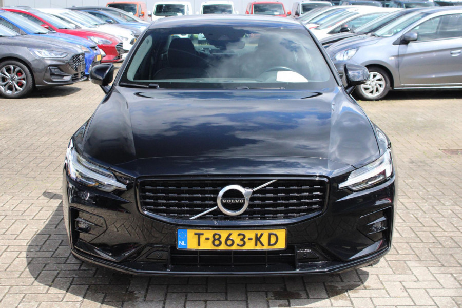 Volvo S60 2.0 B3 R-Design | Wegklapbare Trekhaak | Lederen Stoelbekleding | Climate Control | Cruise Control | Achteruitrijcamera |