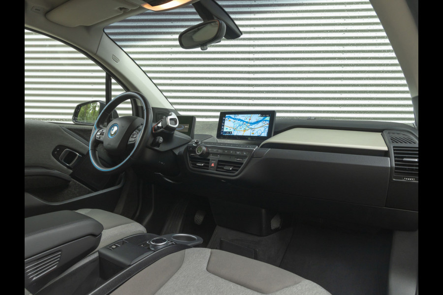 BMW i3 S 120Ah - Camera - Harman Kardon - Stoelverwarming