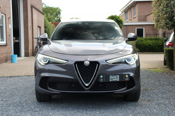 Alfa Romeo Stelvio 2.9 V6 AWD Quadrifoglio 510 PK ACC Carbon Harman Kardon 20''