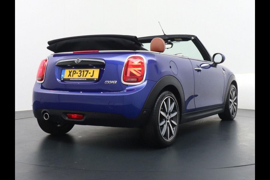 MINI Cabrio 1.5 Cooper Chili VAN: 28.900,- VOOR 22.877,- EINDEJAARSVOORDEEL: 6.023,-|ORIG. NL | LEER| STOELVERWARMING|