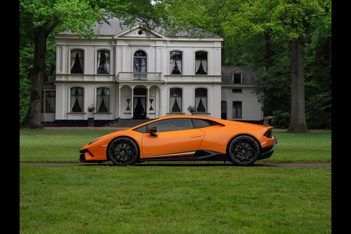 Lamborghini Huracan 5.2 V10 Performante | Full PPF | Carbon Bucket Seats | Lift | Arancio Borealis