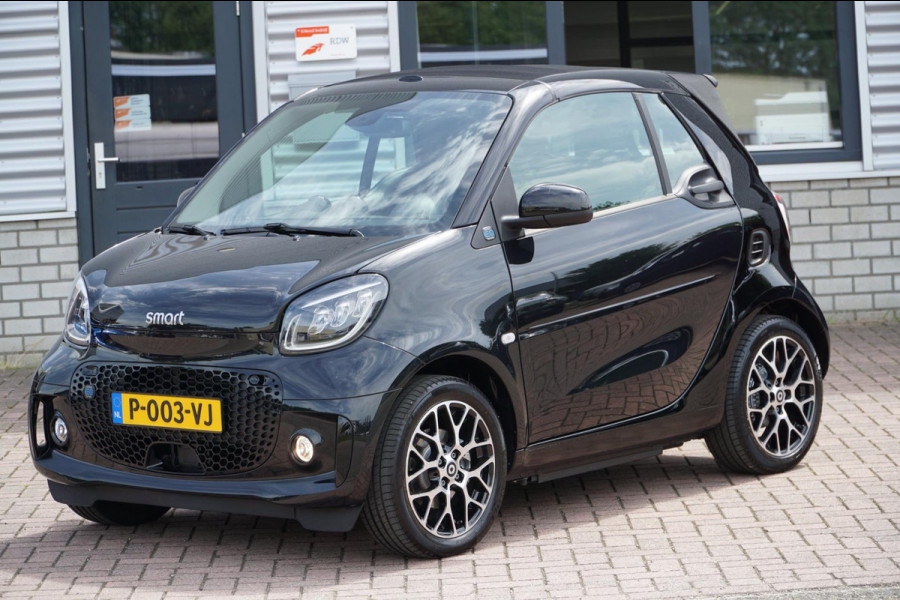 Smart Fortwo cabrio EQ Essential 18 kWh 1STE EIGENAAR