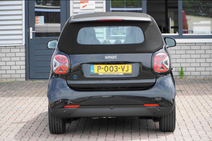 Smart Fortwo cabrio EQ Essential 18 kWh 1STE EIGENAAR