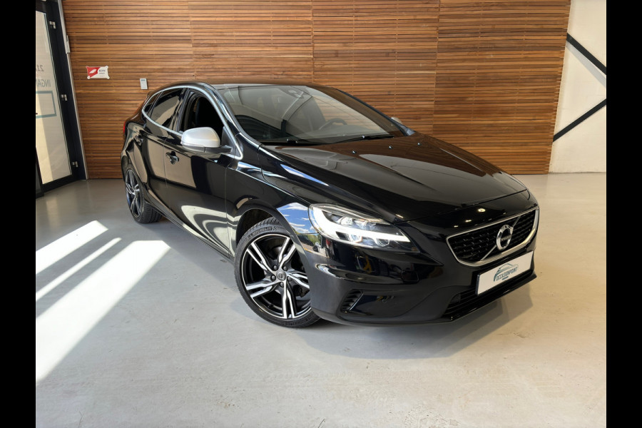 Volvo V40 1.5 T3 R-Design | Camera | Premium Audio | Cruise | LED | Virtual | Bluetooth | Alcantara | Climatronic |