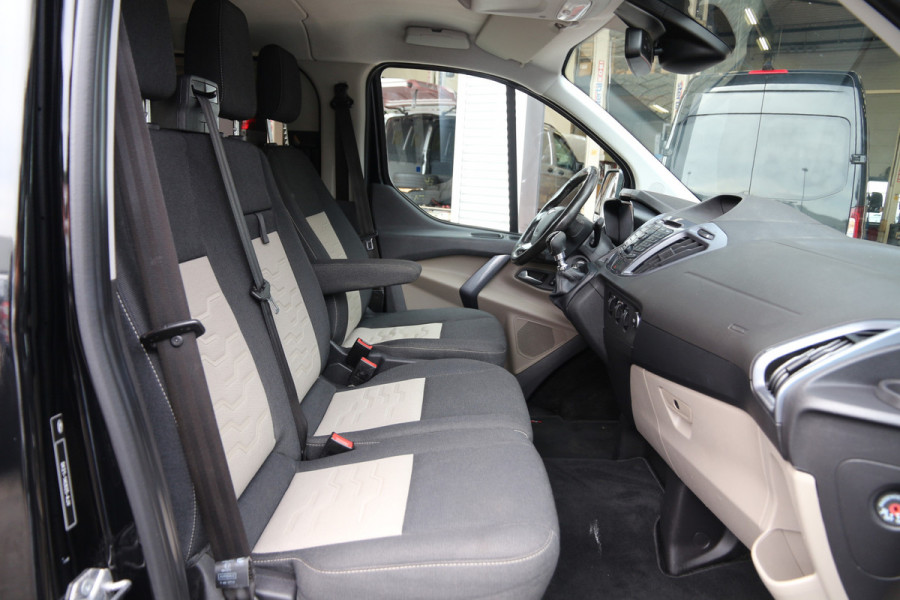 Ford Transit Custom 2.0 TDCI 130 | DC | 2x Schuifdeur | L2H1 | Navi | Camera | Airco..