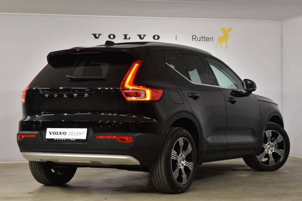 Volvo XC40 T3 163PK Automaat Inscription Navigatie / Adaptive Cruise Control / 360 Rondomzicht Camera / Blis Dodehoekherkenning / Premium Harman Kardon / Stoelverwarming voor & Stuurwielverwarming