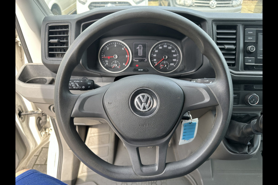 Volkswagen Crafter 35 2.0 TDI 140PK EURO6 L3H3 Trekhaak/cruise control/parkeer sensoren