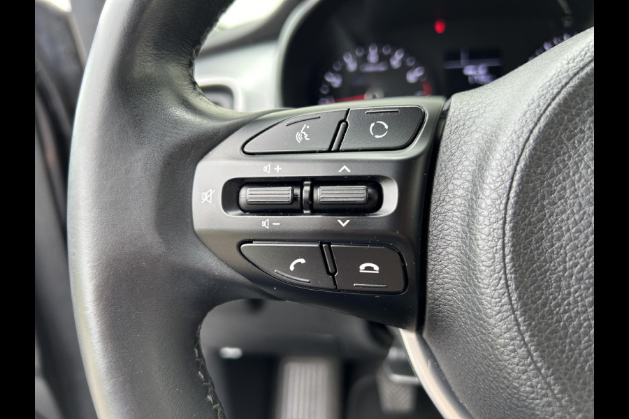 Kia Stonic 1.0 T-GDi ComfortPlusLine Navigator | Camera | Apple CarPlay/Android Auto | 17” Velgen | Navi | PDC | Cruise | LED |