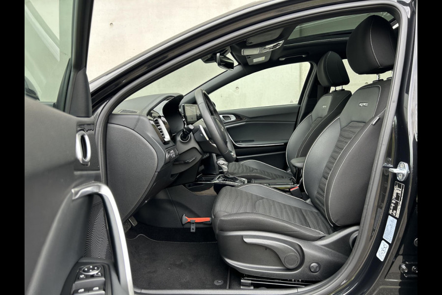 Kia Xceed 1.5 T-GDi GT-Line First Edition Automaat | Panoramadak | H-Leder | Camera | Navi | 18” Velgen | Stuur-/Stoelverwarming | Clima | Key-Less | PDC | Cruise | LED |