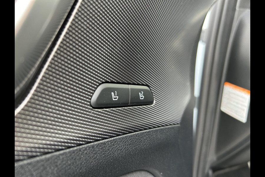 Kia Sportage 1.6 T-GDi Plug-in Hybrid AWD GT-PlusLine Automaat | Panoramadak | Leder | Camera | Navi | Stuur-/Stoelverwarming | 19” Velgen | Apple CarPlay/Android Auto | Lima | Key-Less | PDC | Cruise | LED |