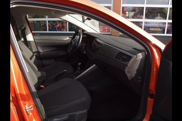 Volkswagen Polo 1.0 TSI Comfortline Business | Apple Carplay | Cruise Control | Virtual Cockpit | 16 inch |