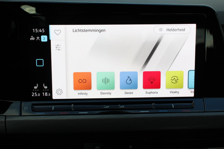 Volkswagen Golf 1.5 eTSI 150pk DSG Style | Navigatie | Climate control | Camera | PDSC | DAB | Led | Adaptive Cruise control