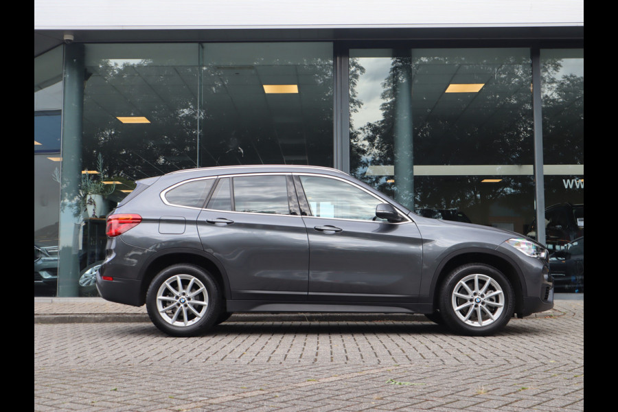 BMW X1 sDrive18i Centennial Executive / Sportstoelen