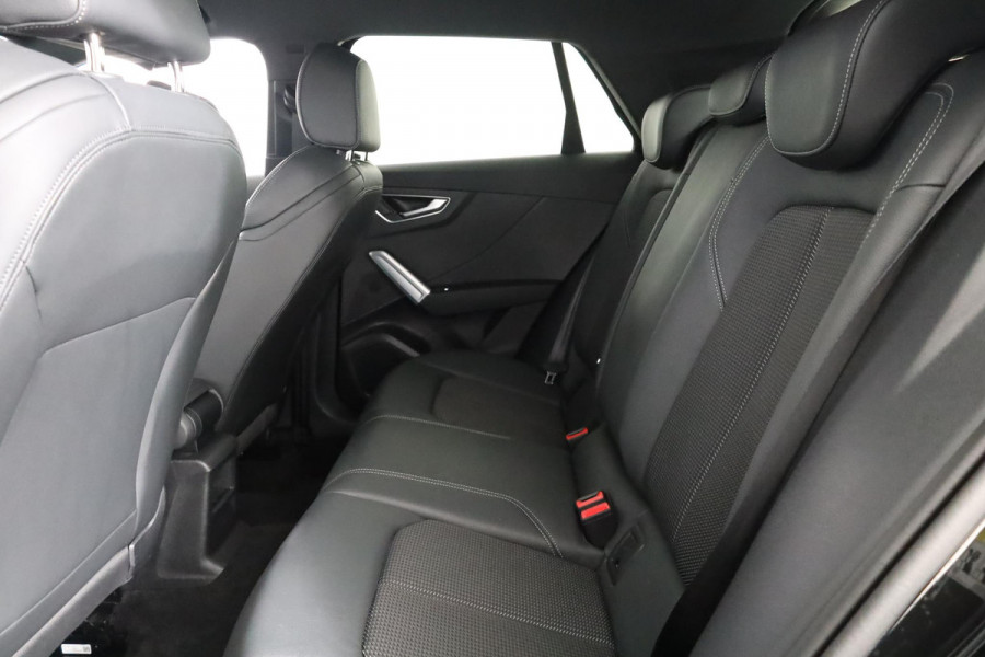 Audi Q2 35 TFSI S-line 150 pk S-tronic | Verlengde garantie | Navigatie | Parkeersensoren achter | Adaptieve cruise control | Autom. airco |