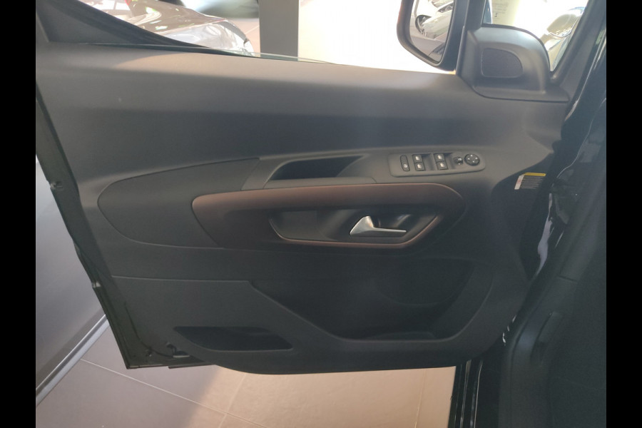 Peugeot e-Rifter EV GT L1 50 kWh | Wordt verwacht |