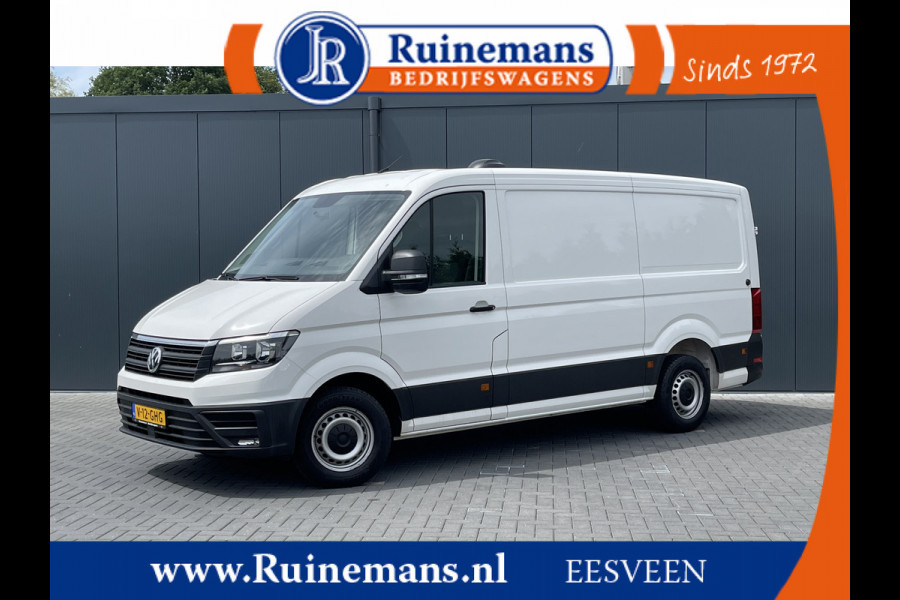 Volkswagen Crafter 2.0 TDI 177 PK / L3H2 / AIRCO / 3.000 KG AHG / BIJRIJDERSBANK / STANDKACHEL / TREKHAAK