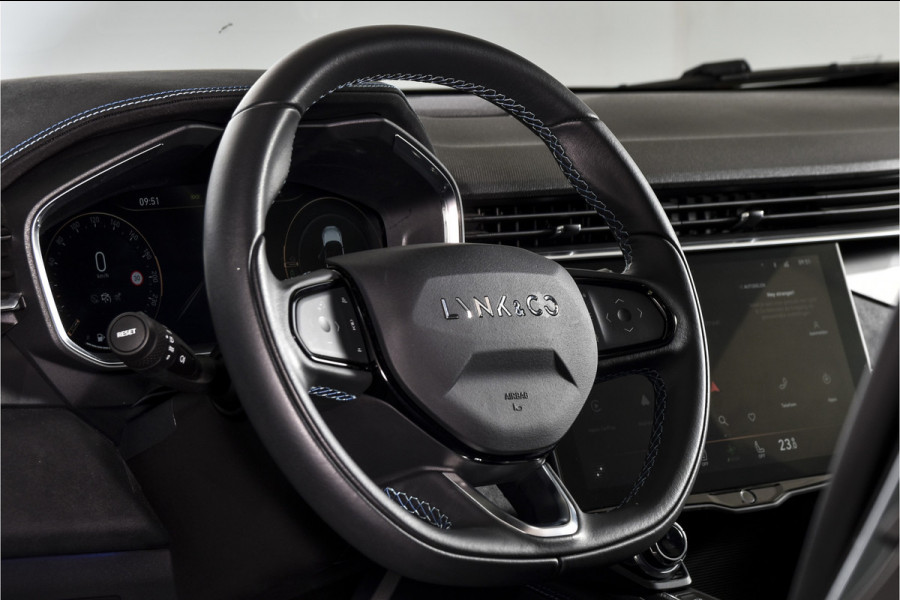 Lynk & Co 01 1.5 PHEV 261PK MY22 | Black Pakket | 360 Camera | S/K-panodak | Adapt. Cruise | Memory | Elek. klep | LM 20" | 2698