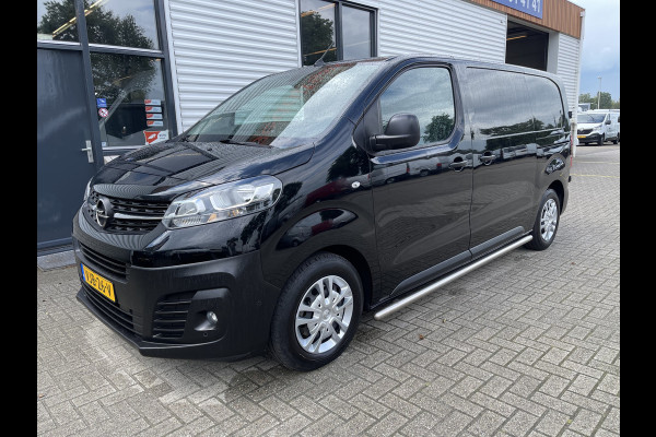 Opel Vivaro 1.5 CDTI 120pk L2H1 Edition / vaste prijs rijklaar € 20.950 ex btw / lease vanaf € 375 / dubbele schuifdeur / airco / cruise / camera / trekhaak / pdc voor en achter !