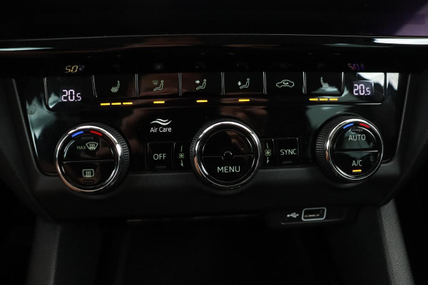 Škoda Octavia 1.0 TSI Style | 1e eigenaar | Stoelverwarming | Carplay | Full LED | Navigatie | Keyless | Canton | Cruise control