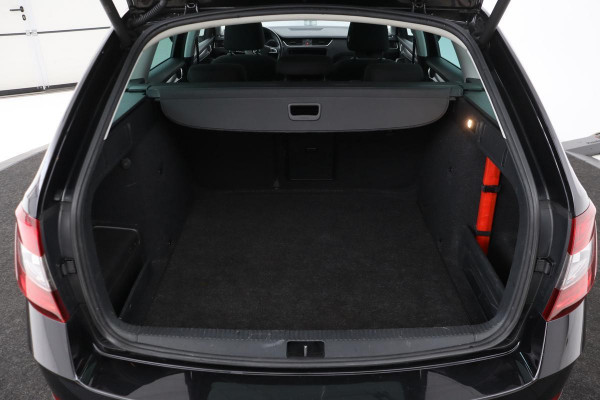 Škoda Octavia 1.0 TSI Style | 1e eigenaar | Stoelverwarming | Carplay | Full LED | Navigatie | Keyless | Canton | Cruise control
