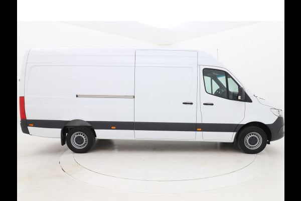 Mercedes-Benz Sprinter 317 1.9 CDI L3H2 170PK RWD MBUX Geveerde stoel Cruise control Airco Camera