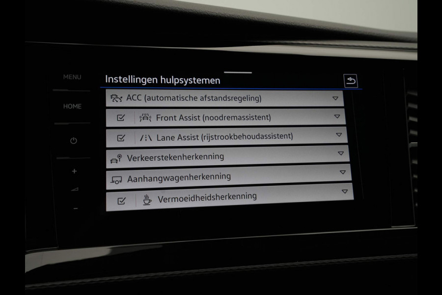 Volkswagen Transporter 2.0 TDI 204pk DSG L1H1 28 Bulli Navigatie Trekhaak Camera Stoelverwarming