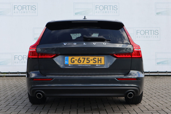 Volvo V60 2.0 T4 Momentum Pro NL AUTO ! STOELVERW | STUURWIEL VERW | CARPLAY | TREKHAAK | PANO |