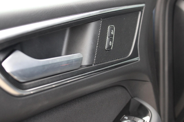 Ford Galaxy 2.5 FHEV Hybride Titanium 190pk 7 pers | SYNC 3 Navigatie | 1.500kg trekgewicht | Privacy Glass | All Weather Banden | Achteruitrijcamera